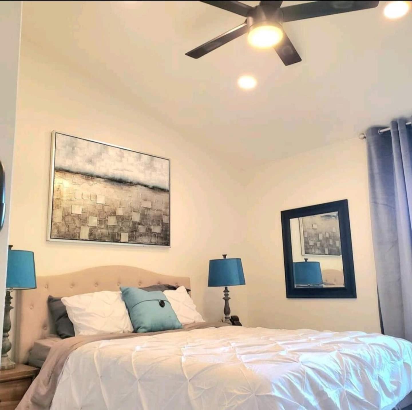 Villa Spacious 4Bed 2Bath, Gated Pool, Wi-Fi, Garage Los Angeles Exterior foto